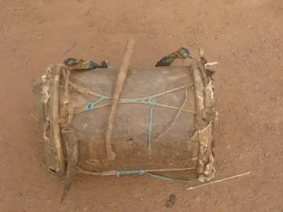 tamtam petit400x300.jpg